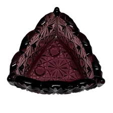 Vintage LG Wright Glass Amethyst Triangular Salt Dip Daisy Button Purple 2.5"