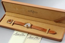 Jean D'Eve Sectora Jump Hour Retrograde Minute Curved Case 25mm Women Qz Watch