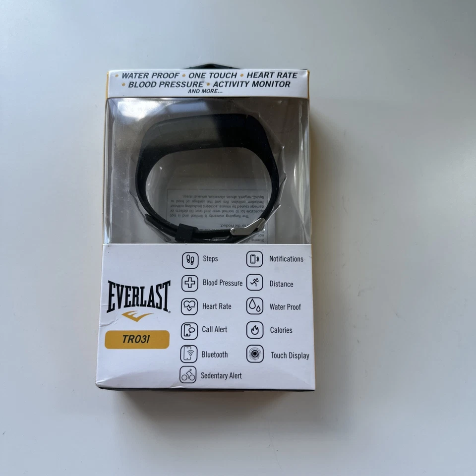 Everlast TR031 Blood Pressure and Heart Rate Monitor Activity Tracker - Image 2 of 4