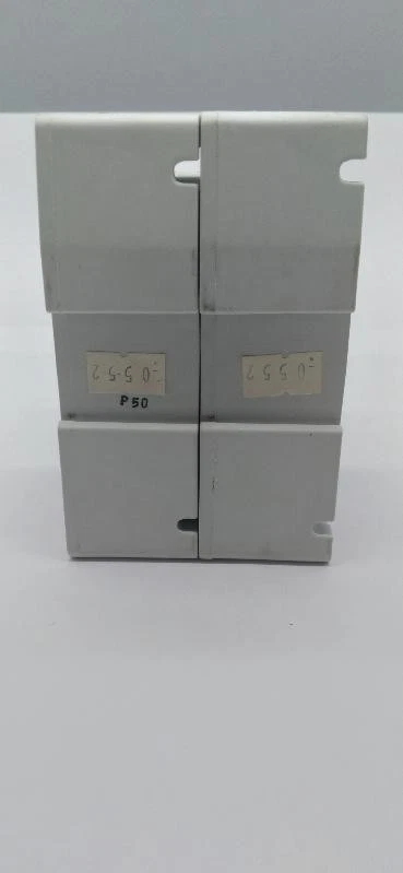 Cooper Bussmann CH60J2I Fuse Holder 600V 60Amp - Image 4 of 4