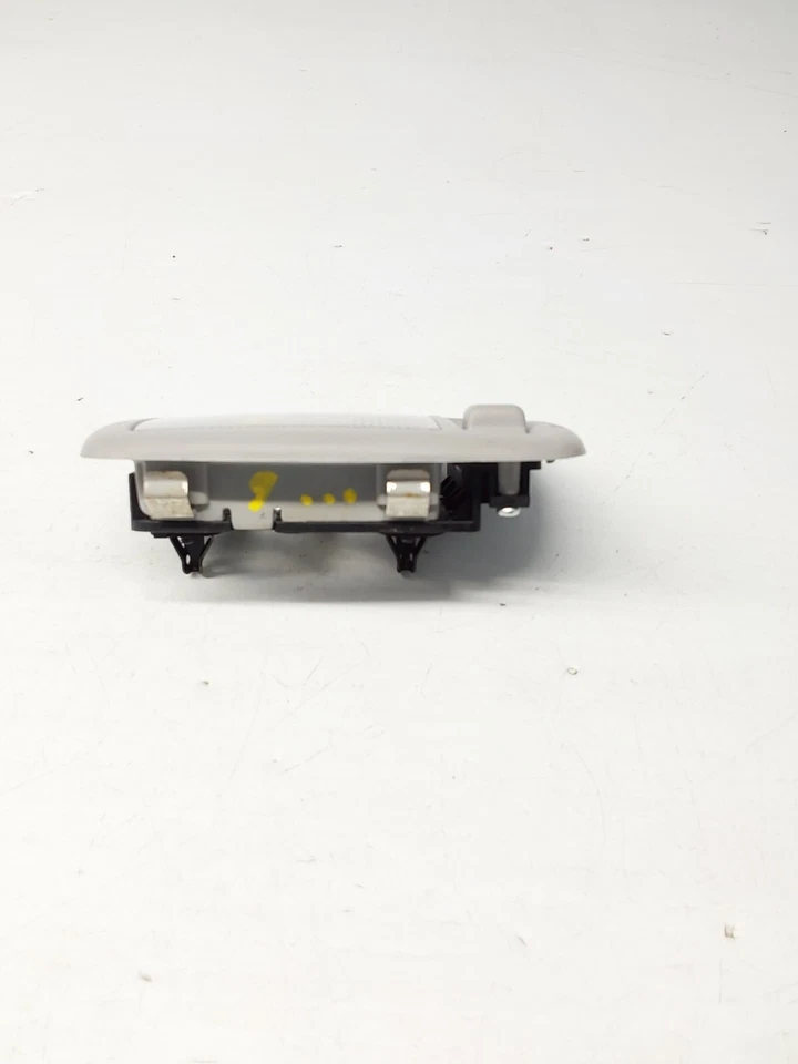 2007-2012 Hyundai Santa Fe rear seat light 926202e0 - Image 4 of 4