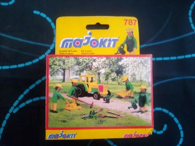 Majorette Majokit 787 1Car+4 Figures+Accerories Vintage