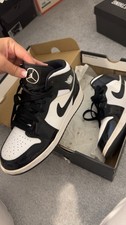 Black And White Nike Jordan?s 5.5