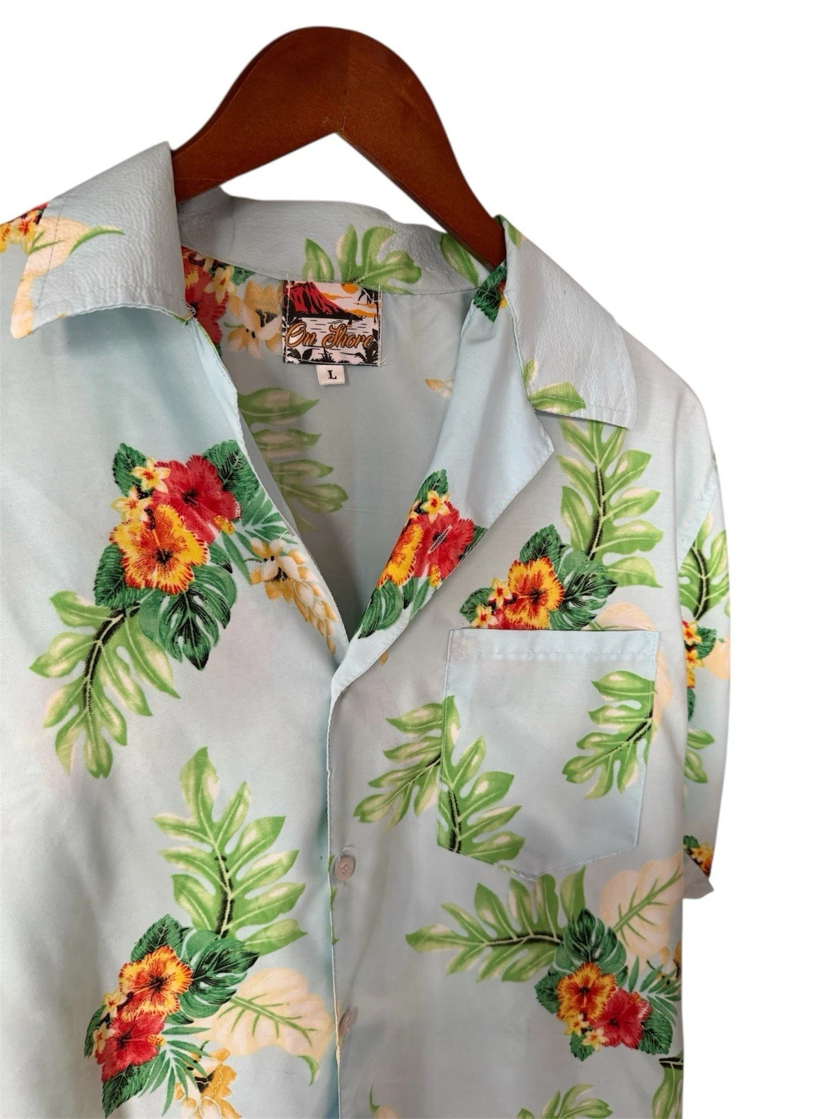 On Shore Men’s Hawaiian Shirt Size Large L Vibrant Blue Floral Button Down Aloha
Opens in a new wind
