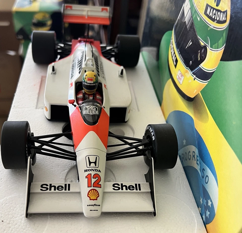 1:18 McLaren M/P 4/4 Ayrton Senna 1988 World Champion - Image 3 of 4