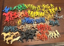 Lot of Toy Soldiers Plastic Soldiers Cowboys  Indians All Colors