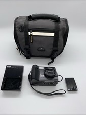 Kodak EasyShare DX7630 Compact Digital Cameram W/Battery Charger  Samsonite Bag