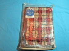 Vtg 201 Aunt Lydia's 24 x 36 Plaid Colonial Rug Pattern Canvas for Punch Needle