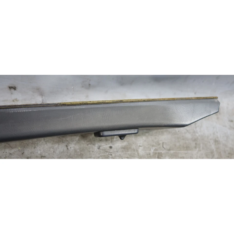 Panel de puerta interior delantero izquierdo BMW E28 serie 5 82-88 dañado moldura superior OEM Foto 3 de 4