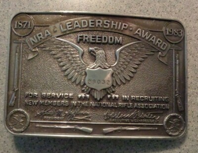 Vintage 1983 NRA LEADERSHIP FREEDOM AWARD Belt Buckle Rifle Gun