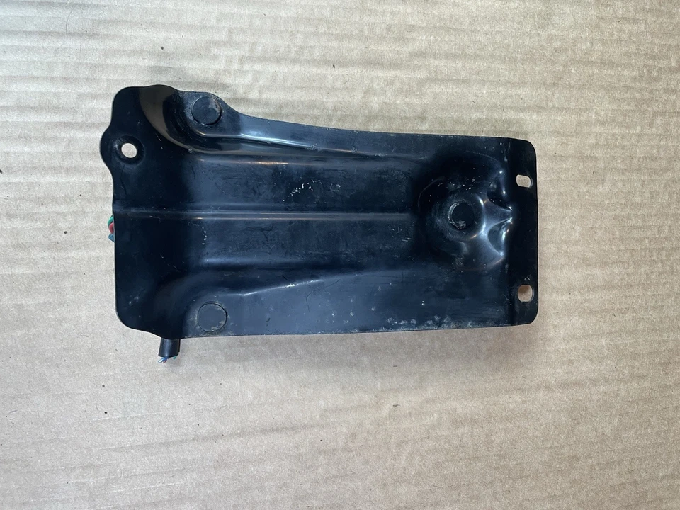 Módulo de punto ciego lado pasajero derecho Mazda CX-9 2008-2015 pieza OEM # TD74-67Y30 Foto 2 de 4