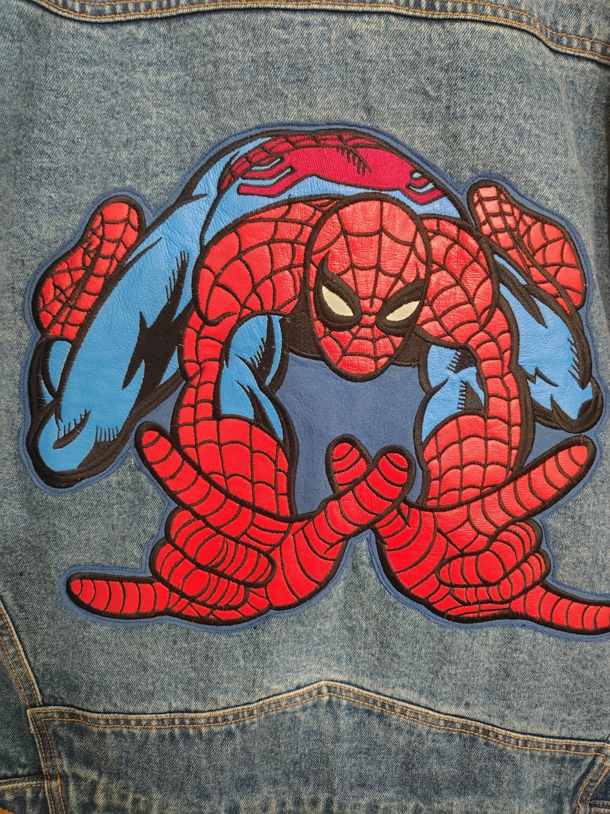 Y2K Spiderman Denim Jacket Vintage 2002 Size XL Marvel Comics - product detail image 9