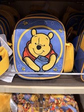 Disneyland 2026 Winnie The Pooh Crossbody Bag Blue/yellow