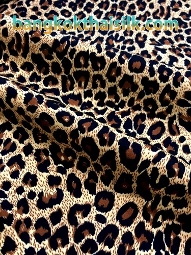 Cheetah Leopard Animal Print Soft 100% Cotton Fabric Material - Picture 4 of 5