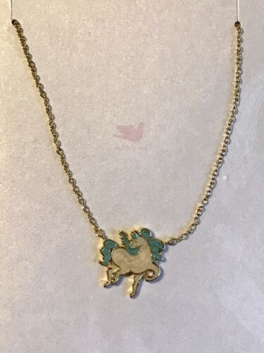 Girl Nation Enamel Child Necklace 14K Gold Plated Pegasus Pretty Horse Pony A24 - Afbeelding 1 van 6