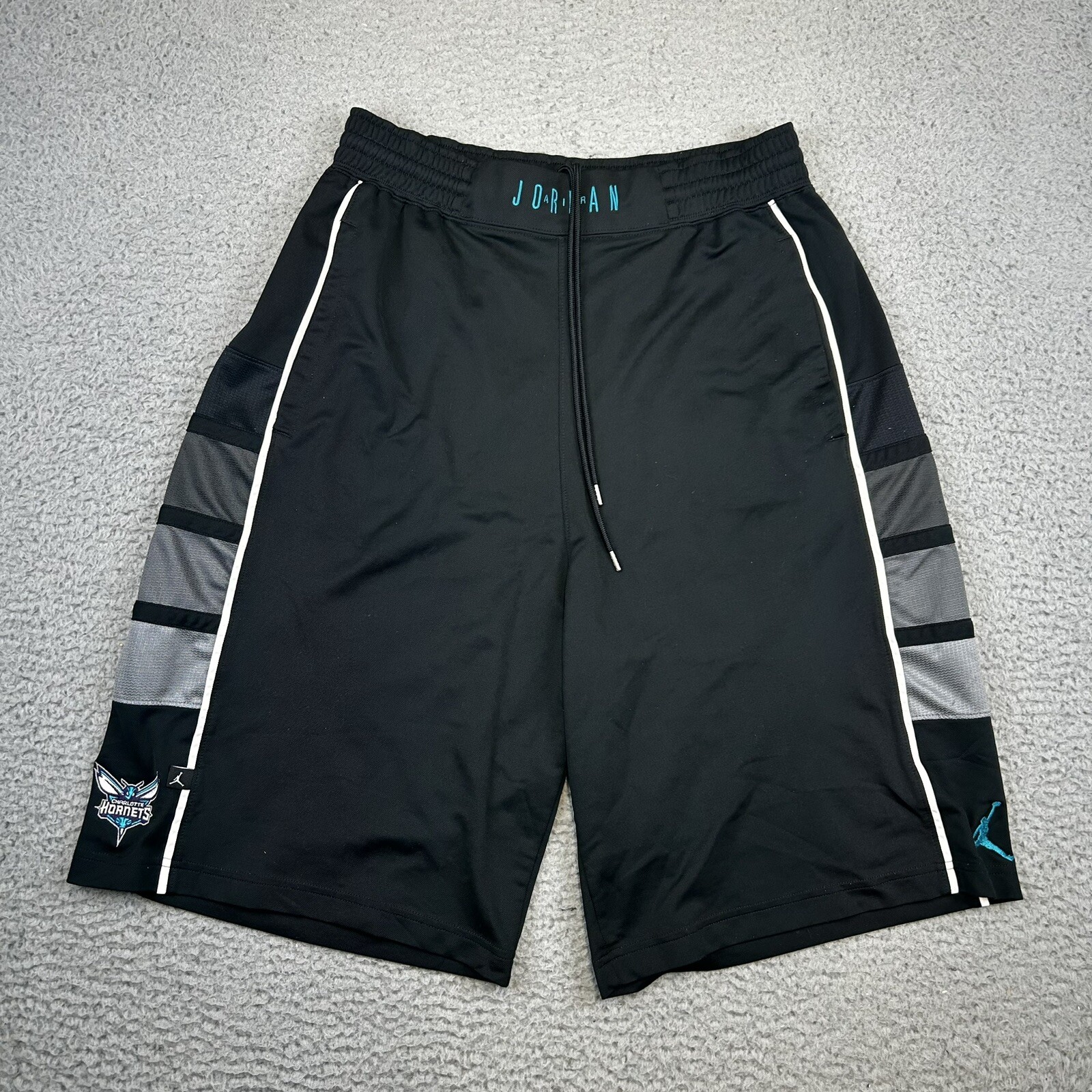 Nike Air Jordan Dri-Fit NBA Charlotte Hornets Athletic Shorts Black Men’s Large