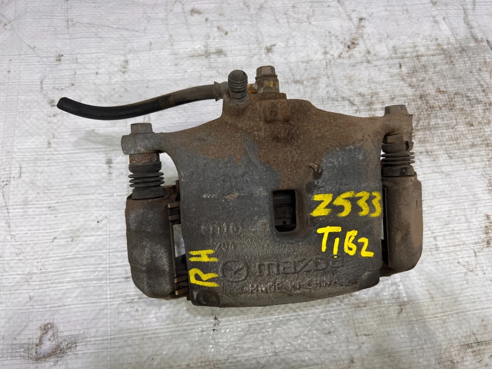 Pinza de freno delantera derecha lado del pasajero Mazda 3 2014-2018 OEM Foto 2 de 4