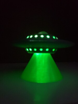 Metaluna Flying Saucer/UFO - from This Isle Earth- Small -with