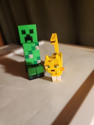 LEGO Minecraft Creeper BigFig and Ocelot Characters 21156 Buildable Toy