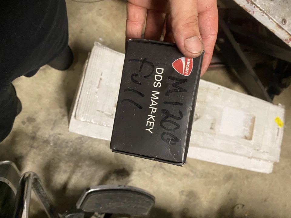 Ducati Monster 1200 S 2016 Zard escape sistema completo silenciador carreras nuevo -4 kg Foto 4 de 4