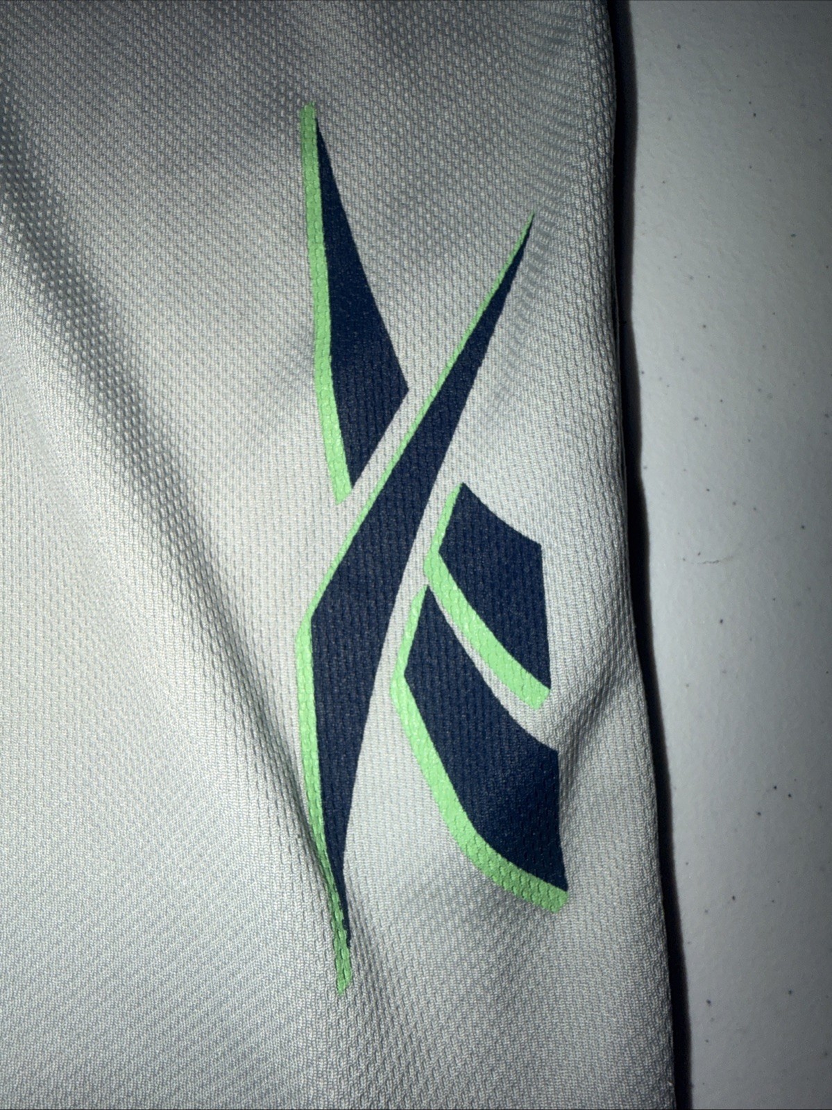 Reebok performance basketball shorts in a light grey color Size XL(18-20) thumbnail 6