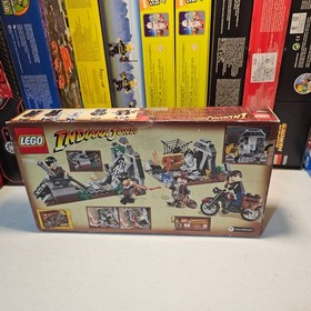 LEGO Indiana Jones - Chauchilla Cemetery Battle - 7196 New Sealed
