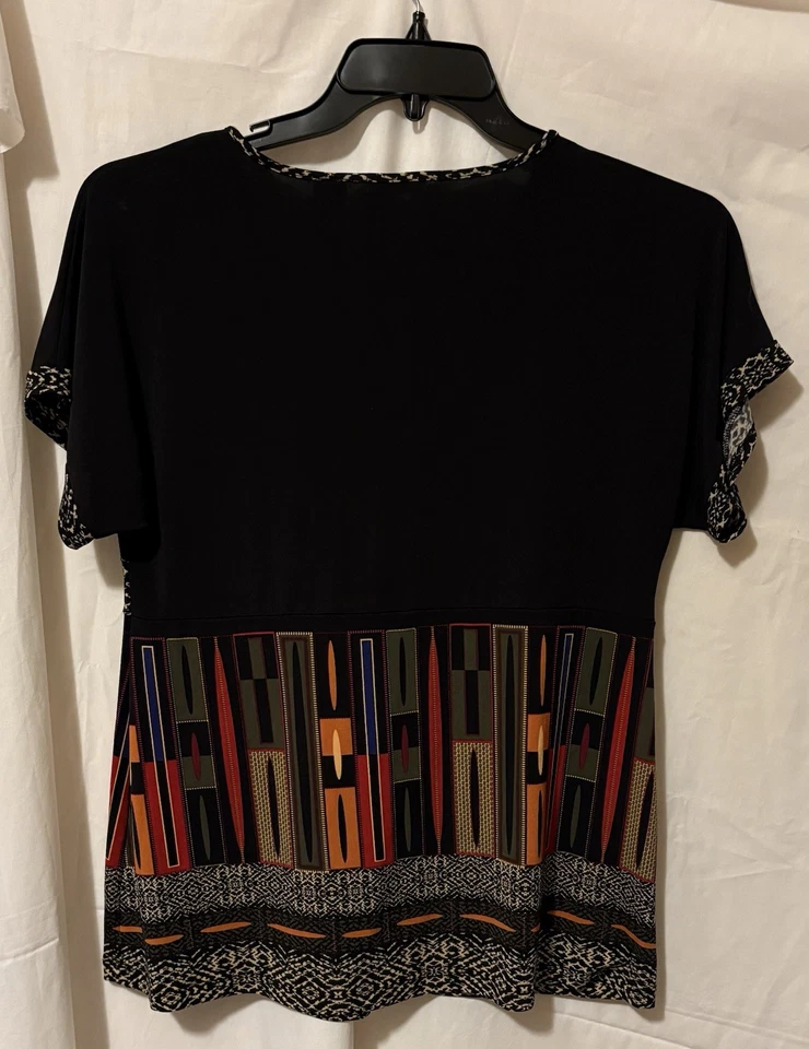 Женский топ Liz & Co с коротким рукавом черный геометрический с избытком обертка поли спандекс S-L - Изображение 2 из 4