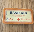 Johnson & Johnson Vintage Band-Aid Mercurochrome Tin Medicine & First Aid Colle…