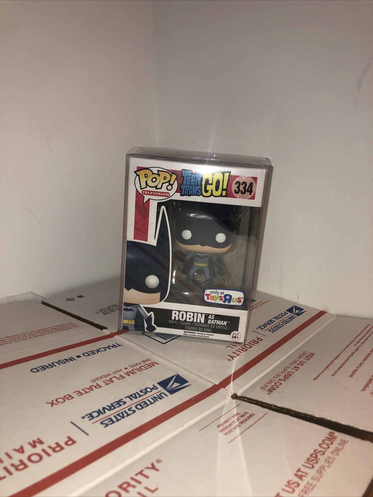 Funko Pop! Vinyl: Dc Comics - Robin (As Batman) - Toys R Us Ex +Protector