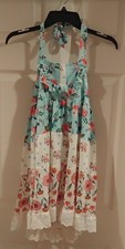 Adorable Sweetness Flower Neck Holder Dress size 7