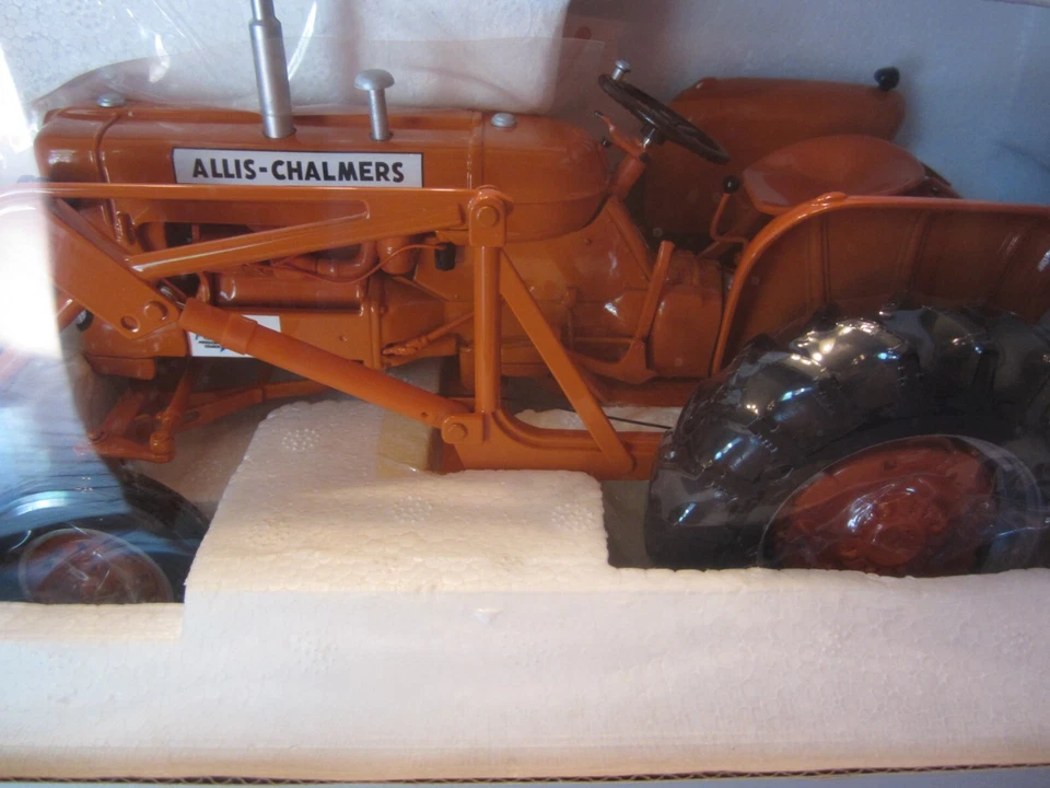 2011 SPECCAST CLASSIC Allis Chalmers D14 w/ Utility Loader 1/16 Diecast Replica - Image 2 of 4