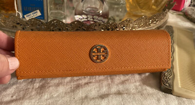 Tory Burch Sunglasses Case Eyeglasses Case Gold Logo Burnt  display picture 1