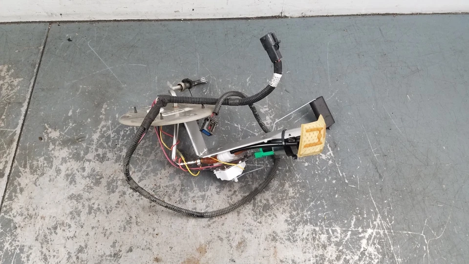 2004 03 04 水星掠夺者燃油泵/发送单元 #2369 — 第 3/4 张图片