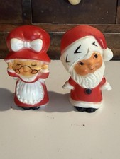 Vintage Santa  Mrs Claus as Children Plastic Christmas Finger Puppets Thimbles