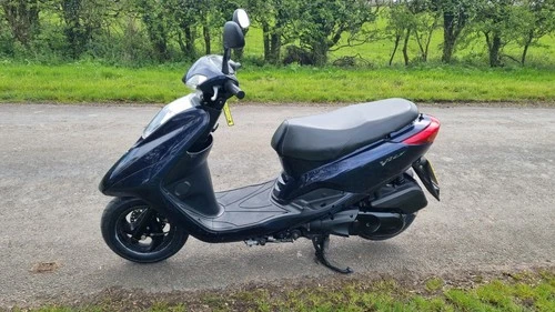 2011 Yamaha Vity 125 - Picture 2 of 19