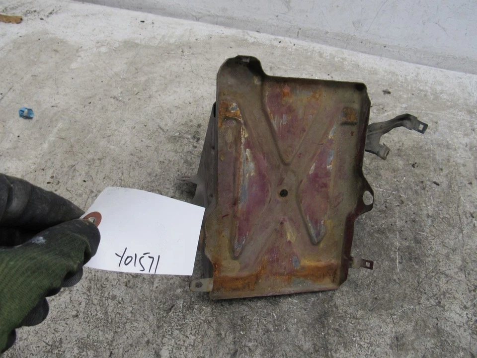 1999 2004 Honda Odyssey battery support mount bracket plate base setting OEM - Imagem 3 de 4