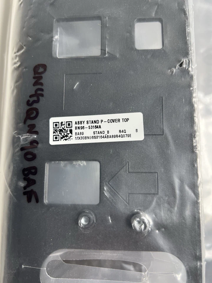 NEW SAMSUNG OEM QN43QN90BAF TV STAND WITH NECK COVER QN43QN90BAFXZA FEET LEGS - Image 2 of 4