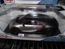 Maisto 1/18 Bugatti chiron grey & black NIB