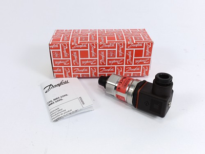 #ad Danfoss 060G1111 MBS3000 Pressure Transmitter $117.76