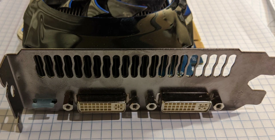 Tested Gigabyte NVIDIA GeForce GTX 460 GV-N460OC-1GI 1GB GDDR5 Mini-HDMI 2xDVI-I - Image 4 of 4