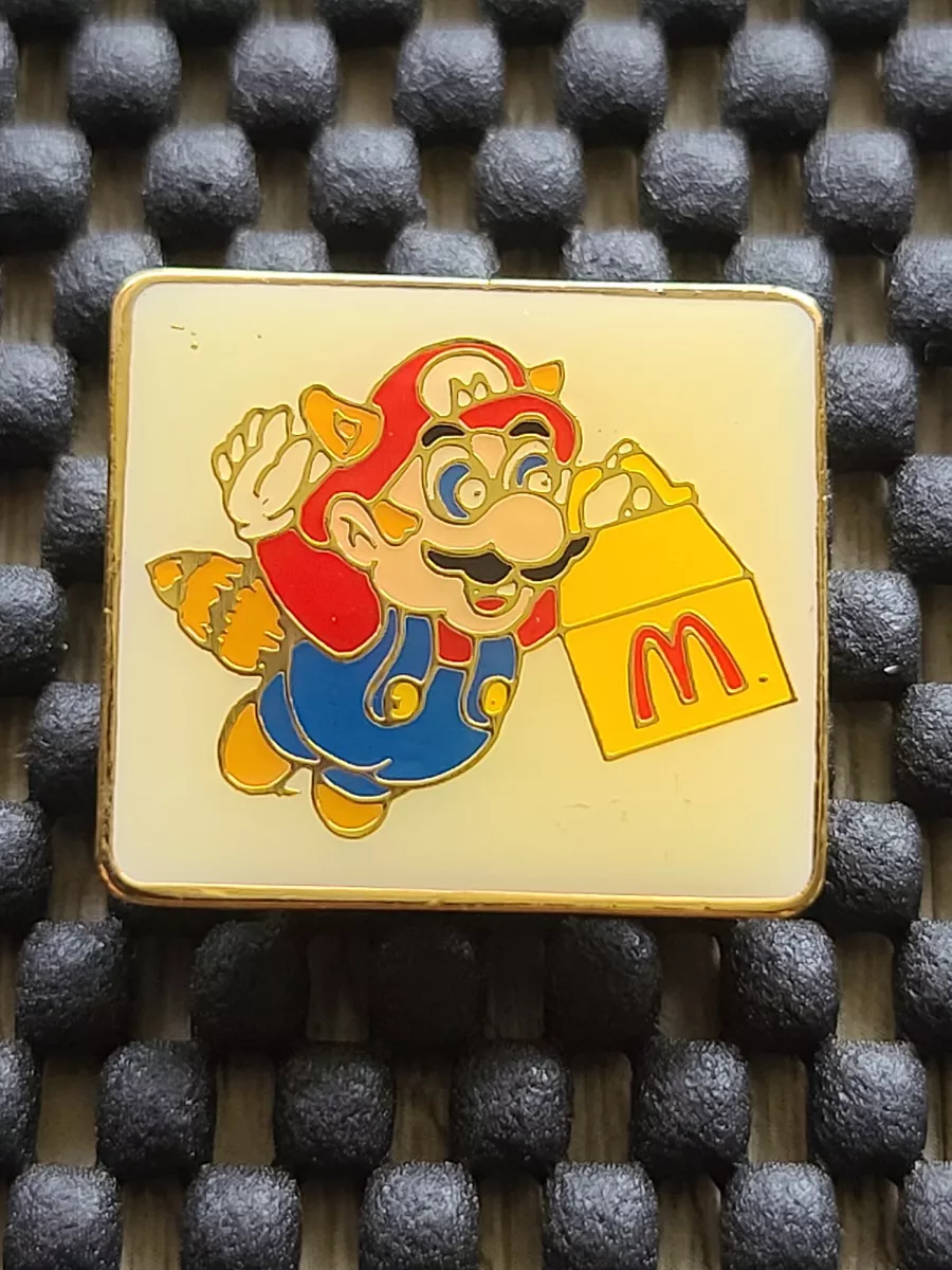 Nintendo Super Mario Bros 3 pin badge McDonald's Employee rare promo SNES  GBA DS