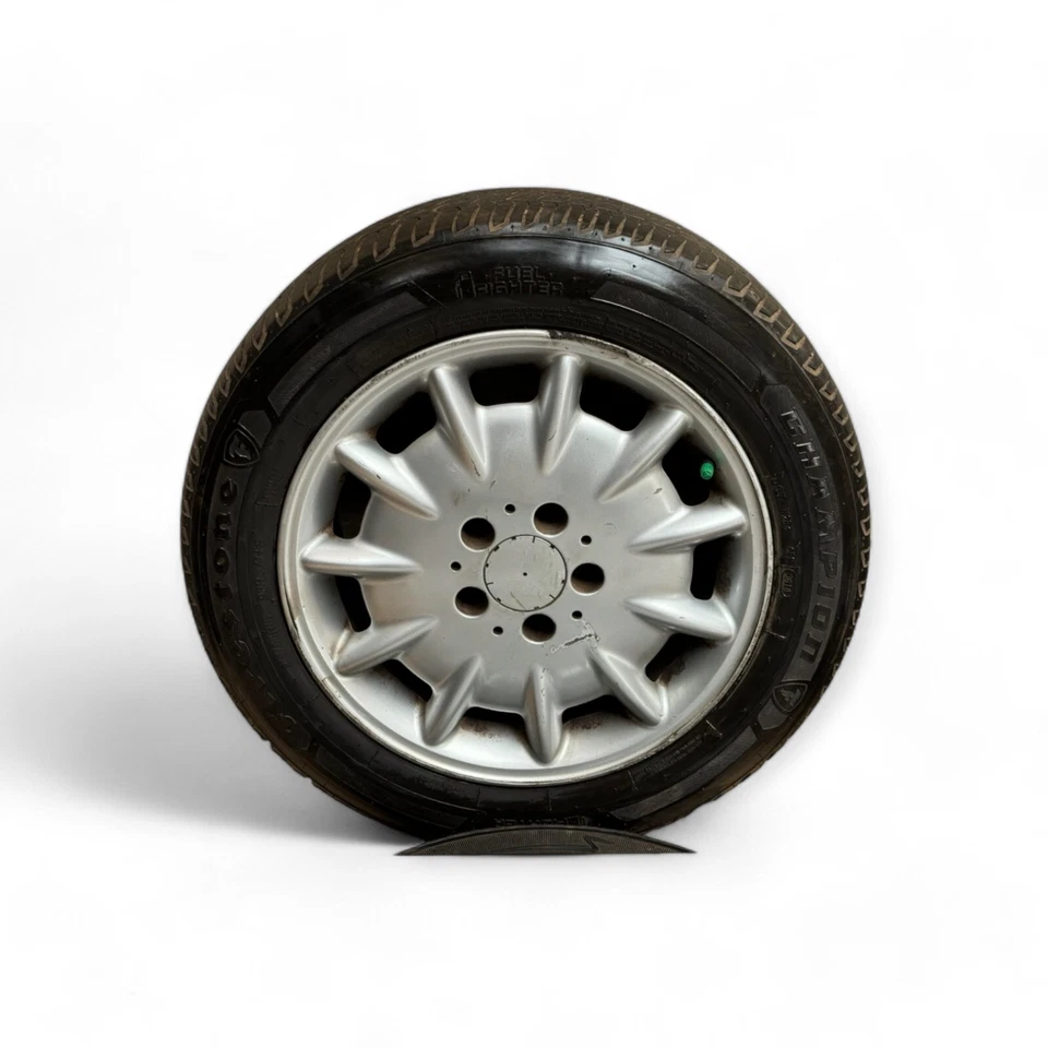 Felgensatz 2104011202  Mercedes Benz W210  16X7,5J  mit 215/55/16 Reifen - Bild 4 von 4