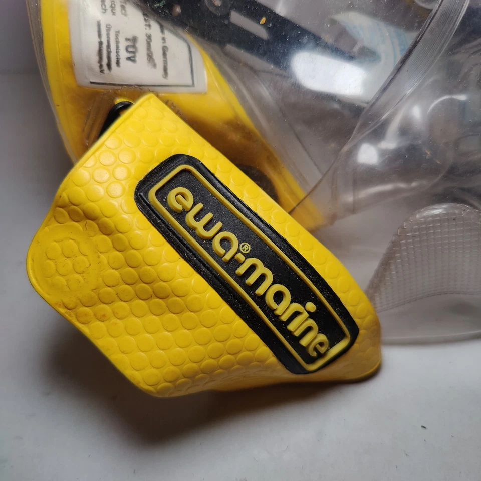 Ewa-Marine D-AX Underwater Housing for Select FUJIFILM Finepix Cameras - Image 4 of 4