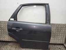 Porte arrière et accessoires Ford FOCUS
