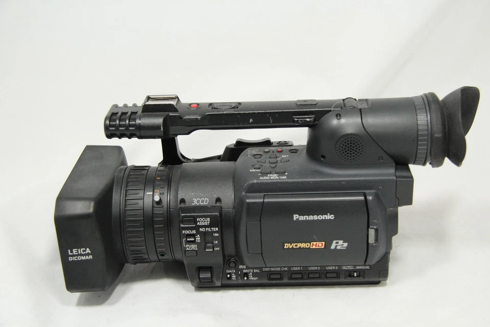 Panasonic HVX200P P2 Memory Camcorder - Image 2 of 4