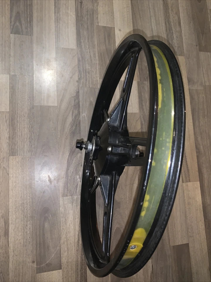 Vorderrad 20“ Alu Guss, 6-Loch Disc, schwarz, 100mm Einbaubreite, 30mm Innenbr. - Bild 4 von 4