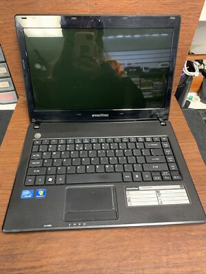 Emachines D 528 laptop. Intel Celeron. 4G RAM, NO HDD  FOR PARTS 