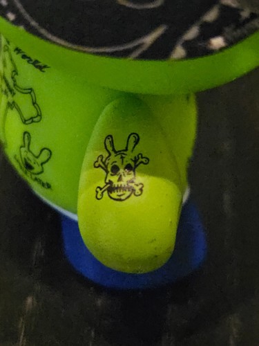Kid Robot Dunny series 4 Dupac Hug Life by Nico Berry 1/24 - Picture 4 of 13