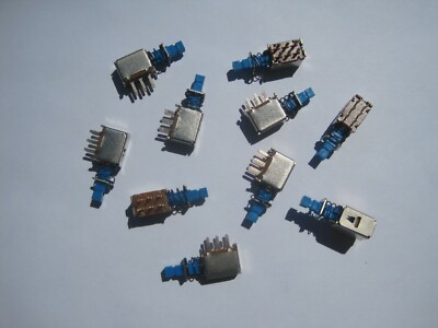 10 Qty Samwon Latching Push Button Switch DPDT 6 Pin 1 Position Self-Locking PCB
