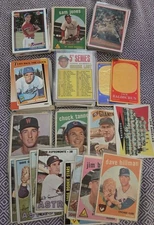 LOT OF (125) VINTAGE BASEBALL CARDS 1950'S & UP. FULL HOF AND STAR PLAYERS LOOK